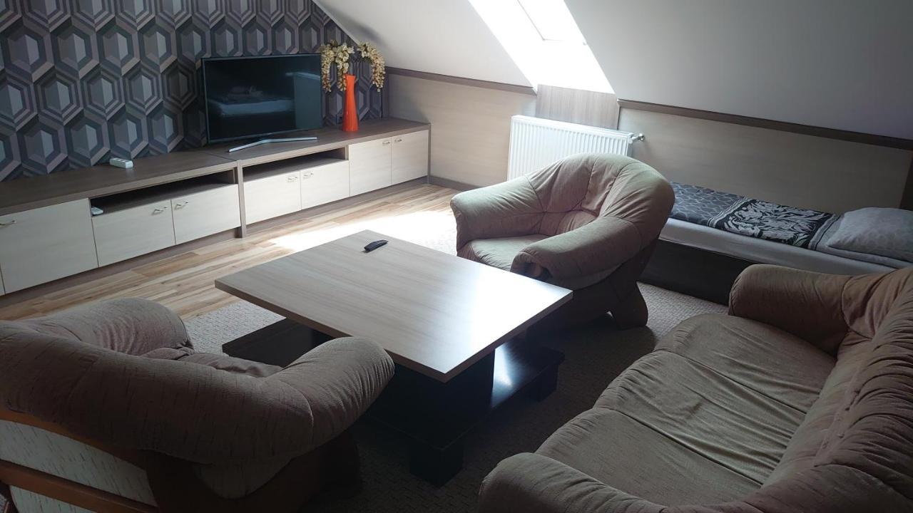 Fitnessfun Bed & Breakfast Krzyż Eksteriør bilde